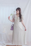 [限量現貨回歸 White］Ruffle Collar Floral Dress  V領荷葉邊碎花顯瘦連身裙/ DS9950