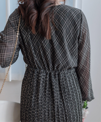 (限定熱賣重開❗) Rhombus Chiffon Dress 菱格雙百褶側束腰顯瘦連身裙/ DS9797 (pre-order 2月13日截單)