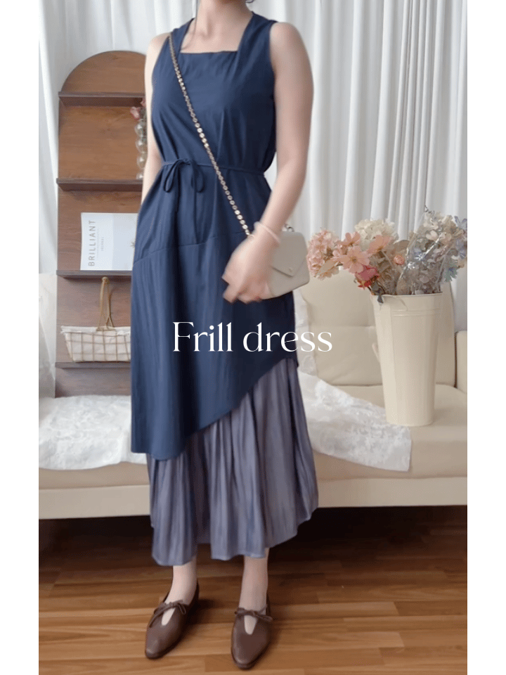 Frill Dress 入膊方領雙層裙擺口袋無袖連身裙/ DS9845