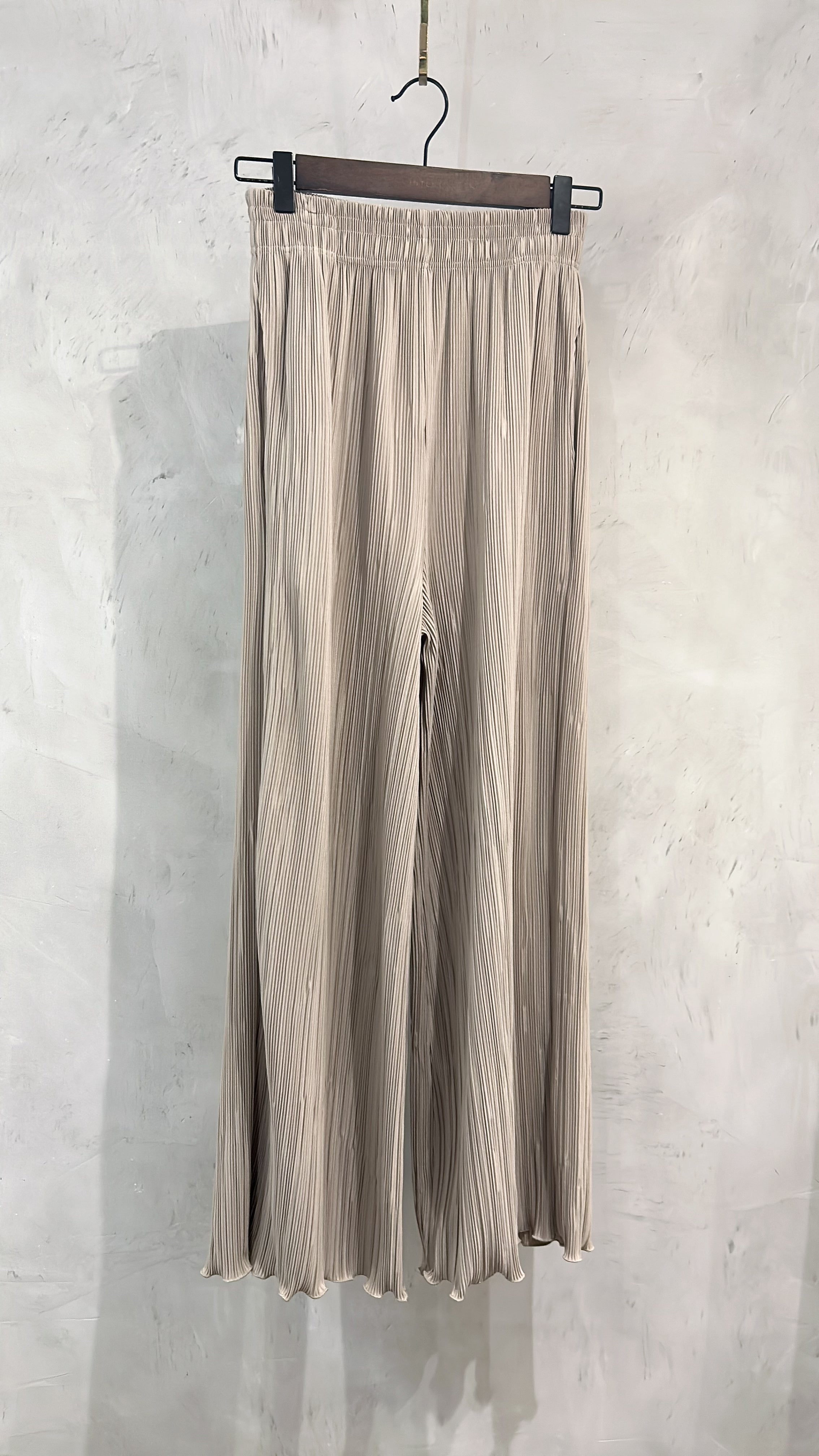 ( 獨特花邊褲腳) Beige 杏色花邊褲腳防皺闊腳褲, Pants/ PT8412 – INTENT style collection