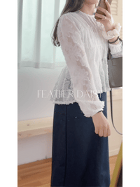 (限量現貨回歸) Feather Daisy, Blouse 羽毛花花前橡筋裙擺上衣 /BU9091