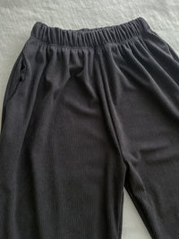 Suede Loose Pants 高腰顯腿長燈芯絨隨性闊褲/ PT8446 （beige sold out)