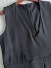 Vest dress 剛剛好V領配腰帶修腰背心裙/ DS9808 (beige sold out)