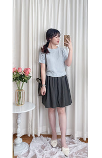 （超百搭顯瘦單品！) Flair, Skirt 長度剛好顯幼腰間皺皺修肚膝上裙/ SK8841