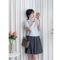 （超百搭顯瘦單品！) Flair, Skirt 長度剛好顯幼腰間皺皺修肚膝上裙/ SK8841