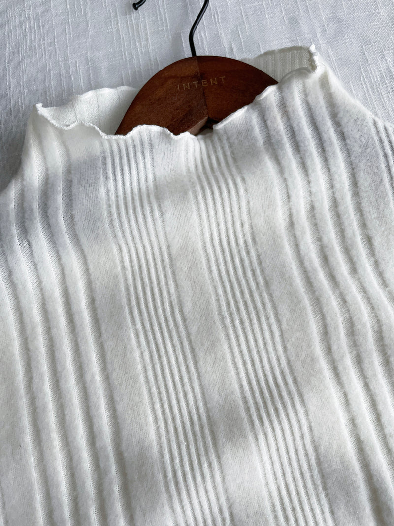 【intent X Korea label】Stripe Collar Top 不貼口木耳邊小高領直紋合身上衣/ TP9101