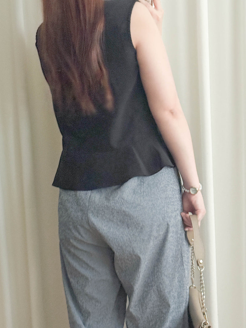Sleeveless Square Neck Chiffon Top 方領無袖細荷葉衣尾雪紡上衣/ BU9113