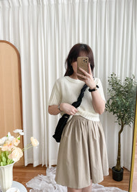 （超百搭顯瘦單品！) Flair, Skirt 長度剛好顯幼腰間皺皺修肚膝上裙/ SK8841