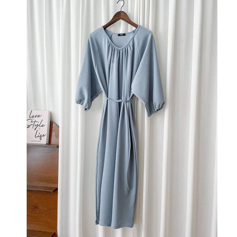 [限量現貨回歸]  Audrey, Dress 淡藍輕優雅Casual入肩線領口連身裙/DS9643