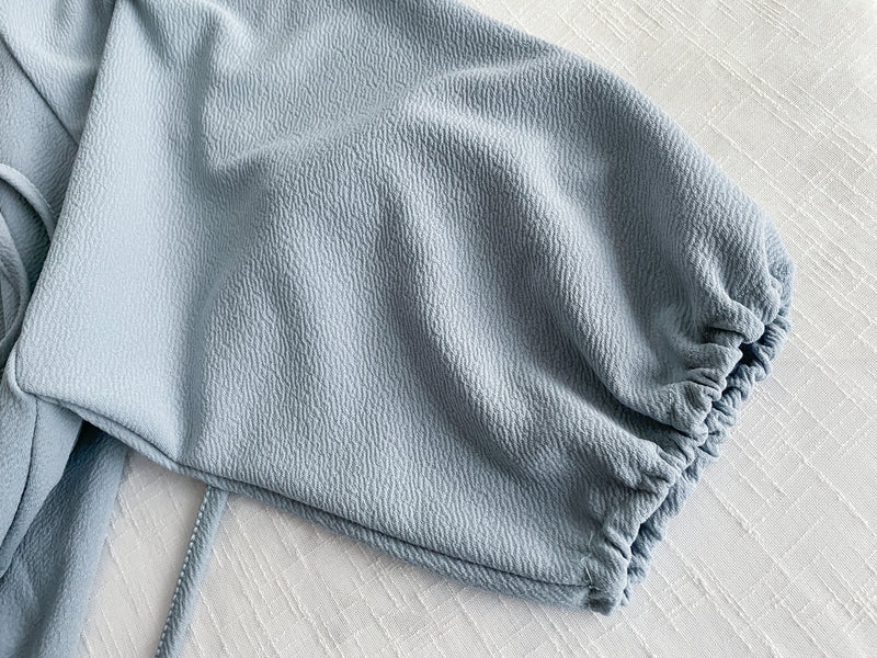 [限量現貨回歸]  Audrey, Dress 淡藍輕優雅Casual入肩線領口連身裙/DS9643