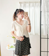 Onni, Blouse 韓系設計感翻領荷葉邊上衣/ BU9054 （cream soldout)