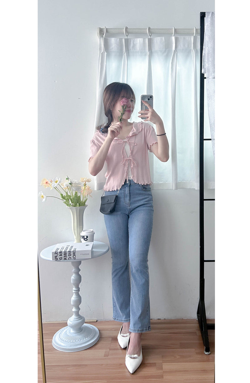 Onni, Blouse 韓系設計感翻領荷葉邊上衣/ BU9054 （cream soldout)