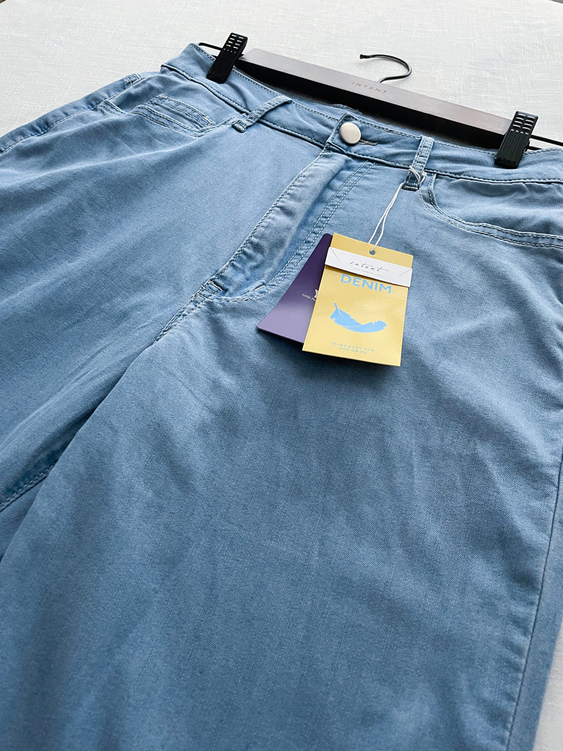 （全彈性 超超超輕～）LightBlue Jeans 全彈性闊直腳顯瘦百搭牛仔褲/ PT8434