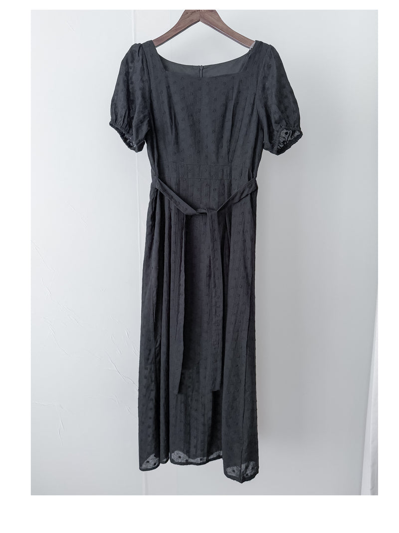 Black Garden Dress 黑色方領立體小花連身裙/ DS9879