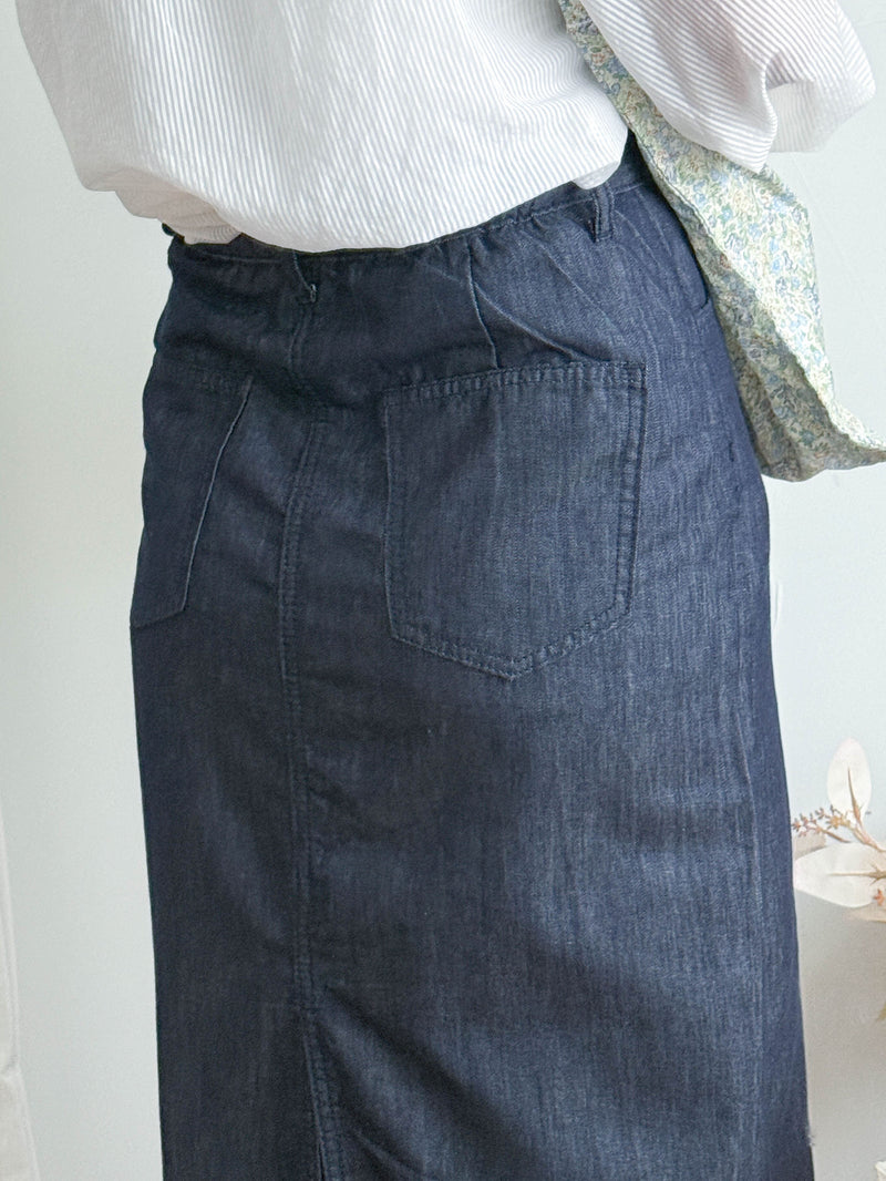 Navy Denim Skirt 深藍後橡筋簡約牛仔裙/ SK8906