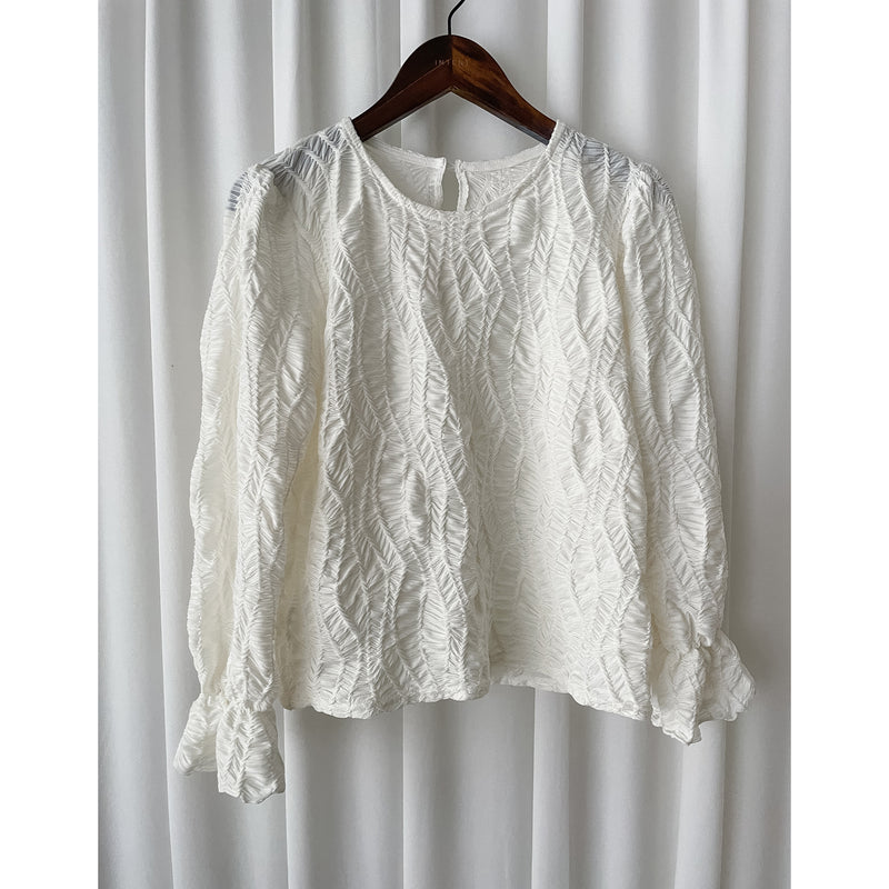 （intent x Korea 獨家款) Leaf Pattern Blouse 葉形紋理花邊手袖彈性上衣/ TP9124