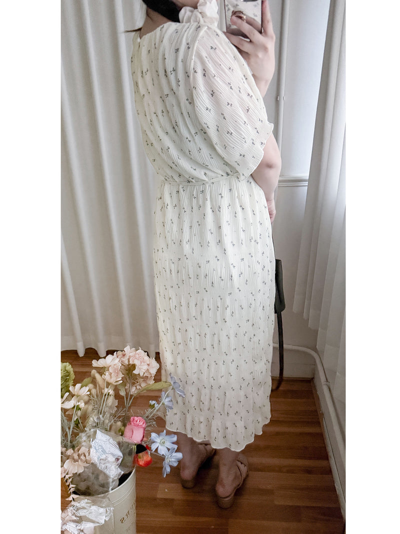 Patterned Lace Floral Dress 格紋通花感印花修腰連身裙/ DS9886