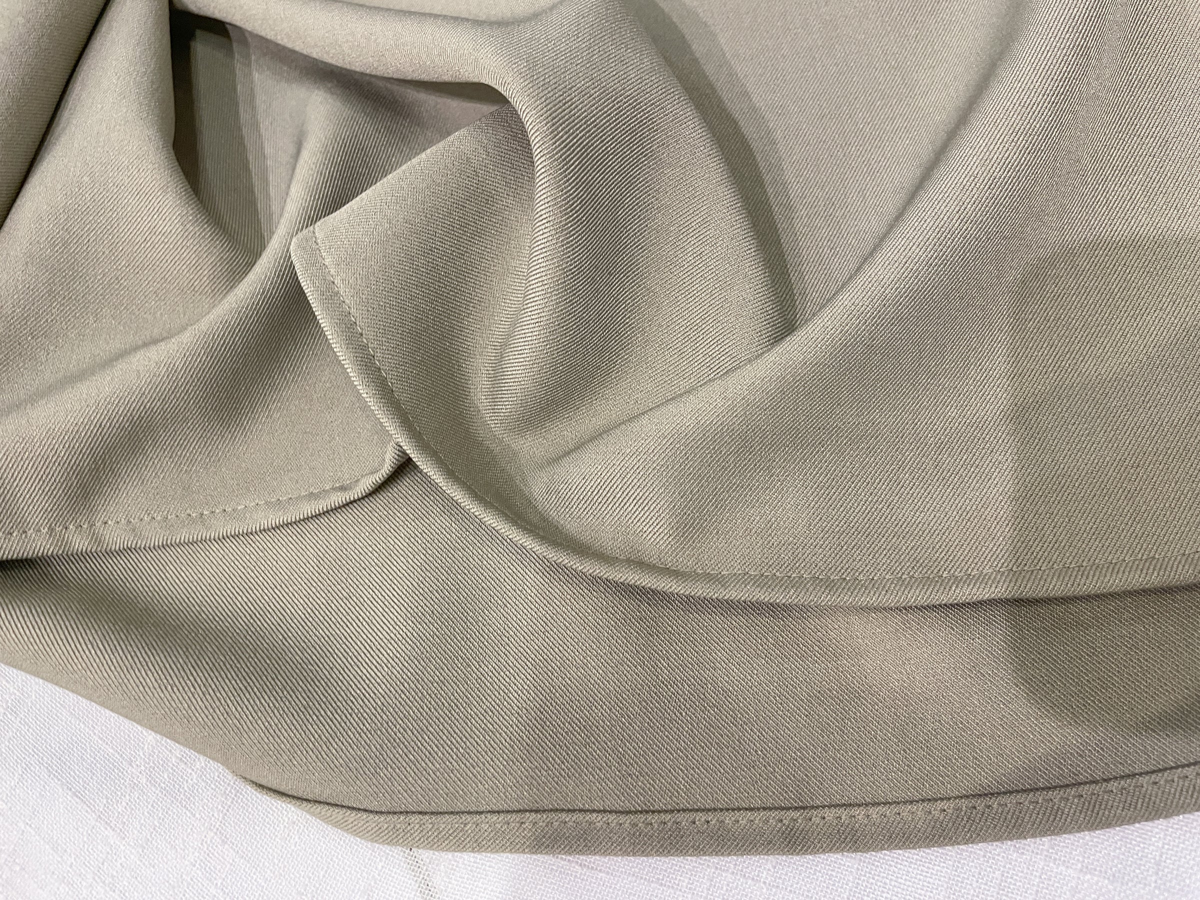 【現貨限量回歸 beige ONLY】Pleated Waist Dress 腰間車褶極顯瘦連身裙/ DS9667