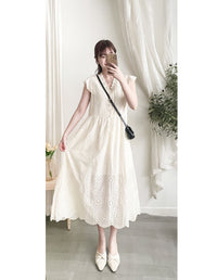 Ivory Sunflower Dress 通花荷葉手袖花邊連身裙/ DS9870