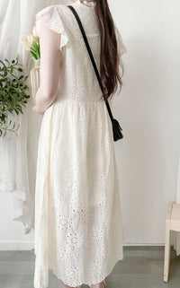 Ivory Sunflower Dress 通花荷葉手袖花邊連身裙/ DS9870