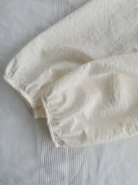 蝴蝶領口通花傘形衣身上衣/ BU9097 (ivory sold out)