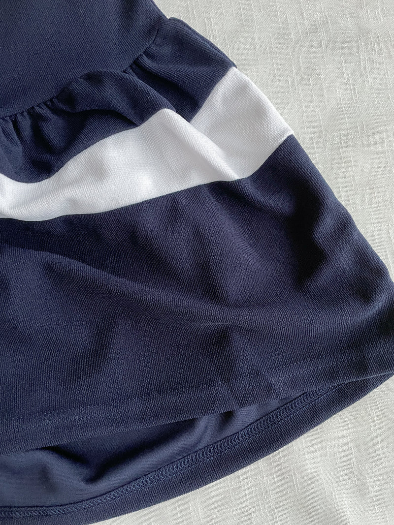 Navy Ruffle Dress 深藍彈性舒適波浪裙擺連身裙/ DS9874