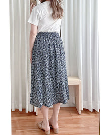 Leaf Floral Skirt 前褶後橡筋葉形印花傘半裙/ SK8881 (black sold out)