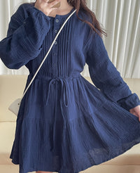 【現貨限量回歸】（不透視不易皺棉感）Cotton Elegant Dress 棉棉舒適立體直條傘形膝上裙/ DS9692