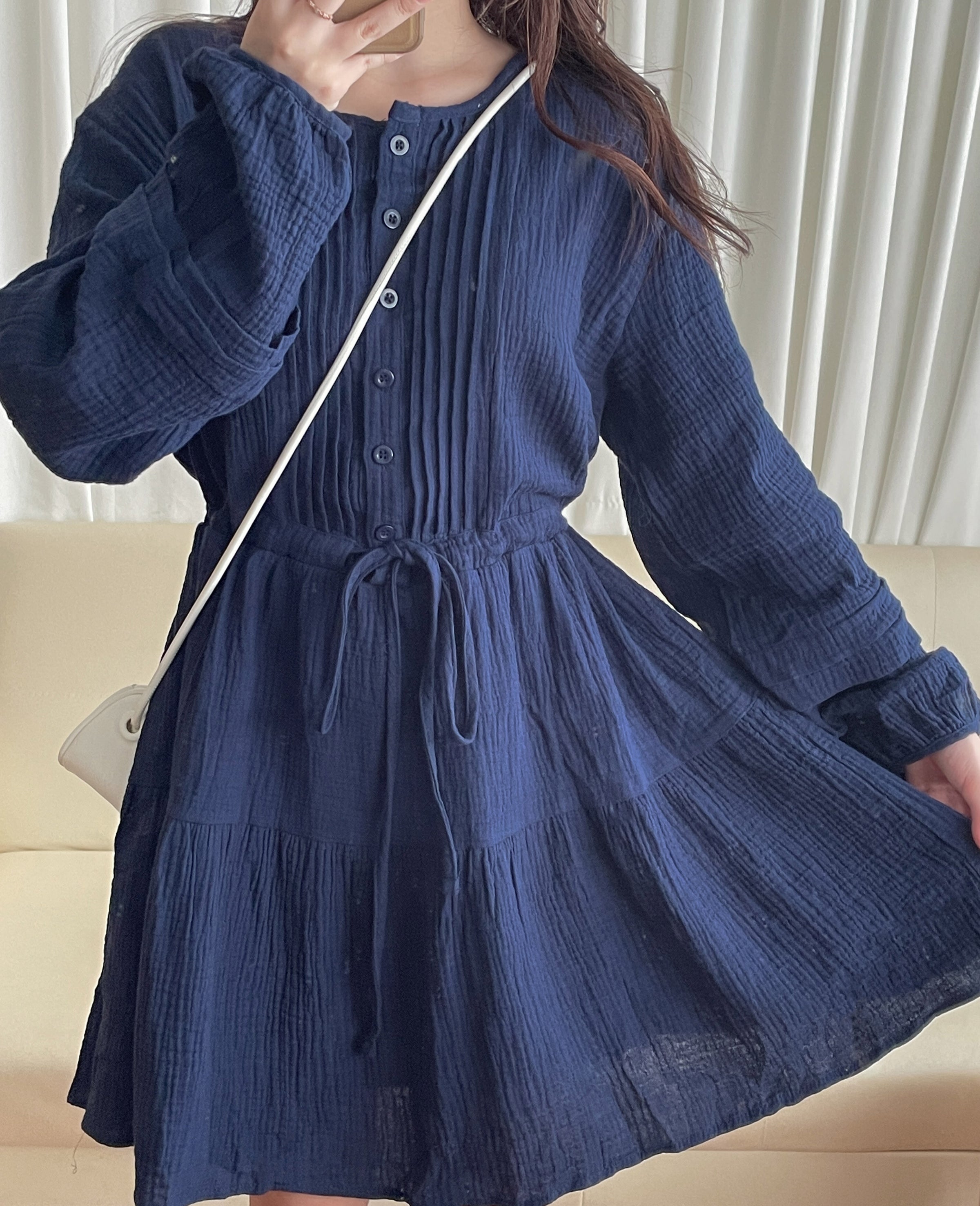 【現貨限量回歸】（不透視不易皺棉感）Cotton Elegant Dress 棉棉舒適立體直條傘形膝上裙/ DS9692