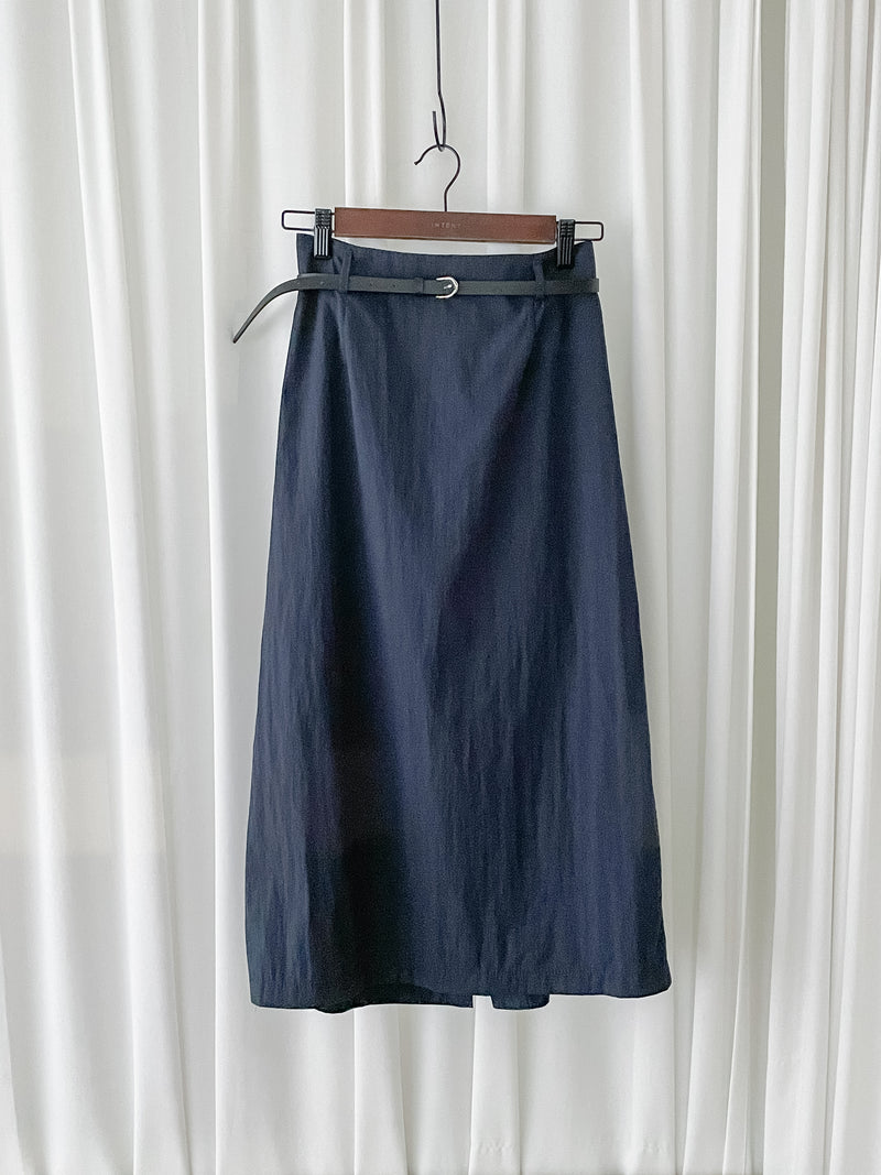 Navy Belt 腰帶裝飾輕身日常後開叉 Skirt/ SK8884