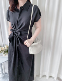 Black Shirt Dress 黑色寬鬆側修腰中排鈕連身裙/ DS9936