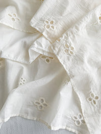 Daisy Lace Dress 夏日鑲空通花連裡布連身裙/ DS9914
