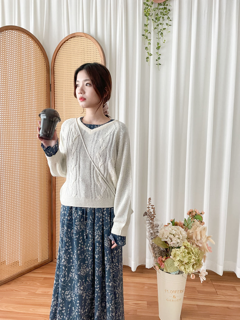 V Braid Knit Top 不起毛彈性線料扭麻花針織衫/ KT8176