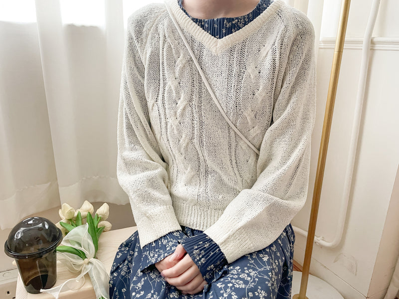 V Braid Knit Top 不起毛彈性線料扭麻花針織衫/ KT8176
