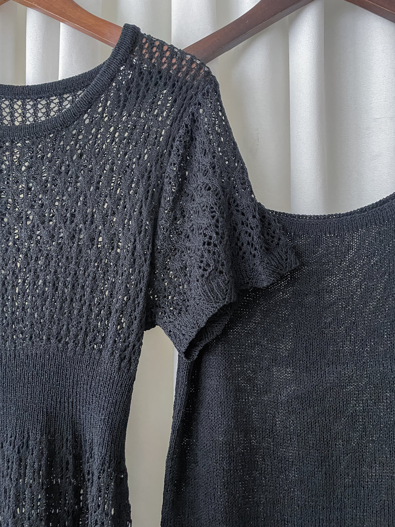 Elegant knit Dress 修身彈性鏤空針織兩件套/ DS9933 (White sold out)