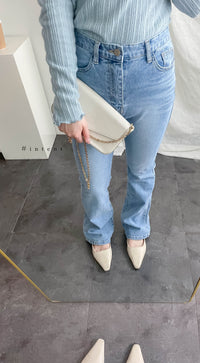 《 顯長腿超高腰款 》高腰微彈顯長腿喇叭牛仔褲, Jeans/ PT8405 (pre-order m)