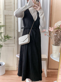 Vest dress 剛剛好V領配腰帶修腰背心裙/ DS9808 (beige sold out)