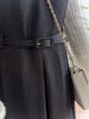 Vest dress 剛剛好V領配腰帶修腰背心裙/ DS9808 (beige sold out)
