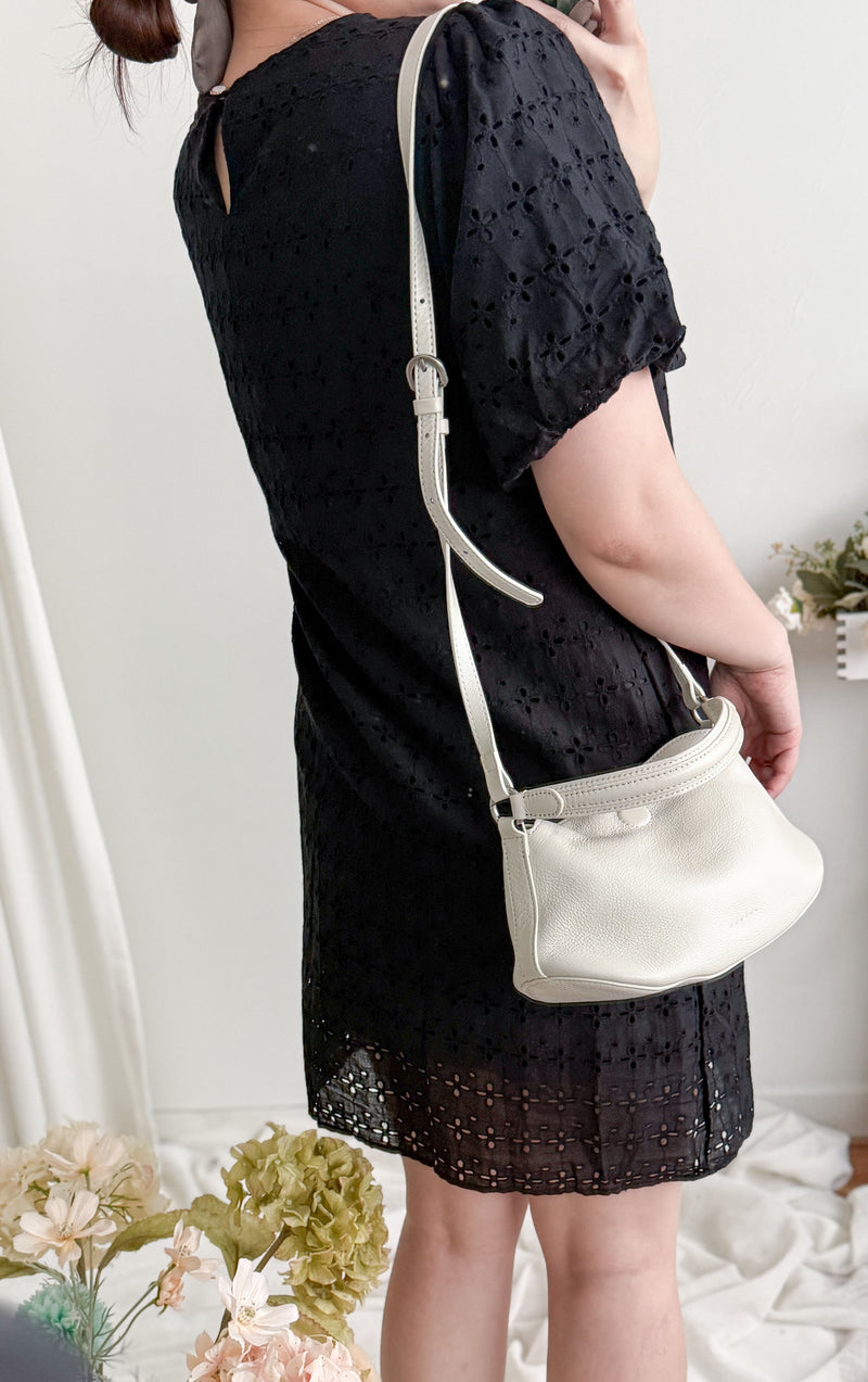 Bubble Lace 日常通花A形連身裙 Dress/ DS9920 （Black Soldout)