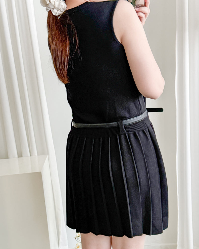 Sophie Set 活力優雅腰帶百褶套裝 （附送腰帶) / SE8095 （pre-order 11月24截單)