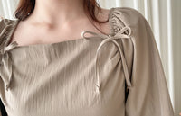 Ribbon Blouse 橡筋方領蝴蝶裝飾假修腰裙擺上衣/ BU9075 (Milktea sold out )