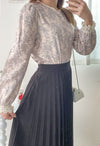 [ Limited return! Pink Only ] Line Floral Blouse/ 氣質精緻花布通花上衣/ BU9077