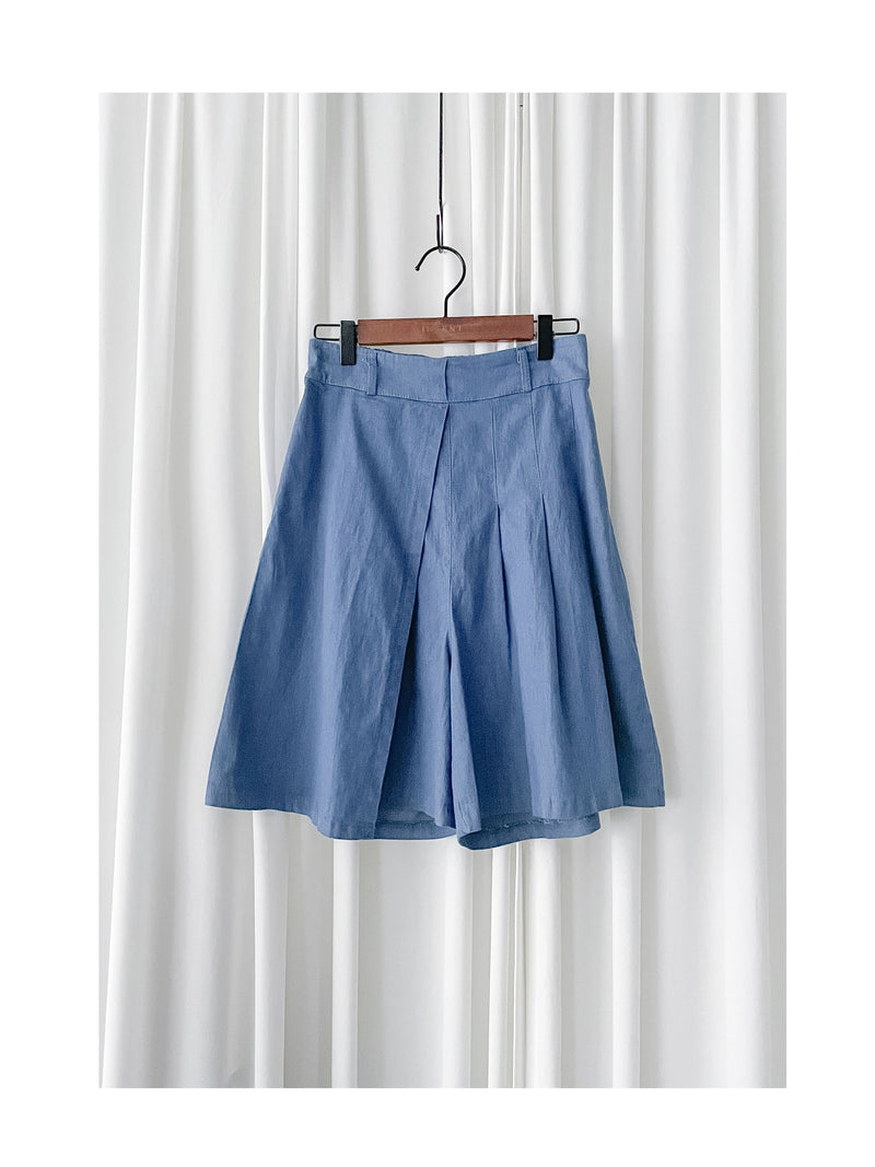 Asymmetrical Denim Shorts 仿裙子百搭牛仔短褲/ PT8462