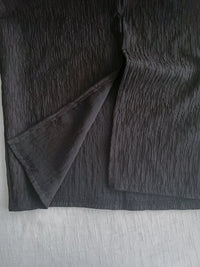 Wavy Patterned Skirt  立體花紋不貼顯瘦直裙/ SK8898