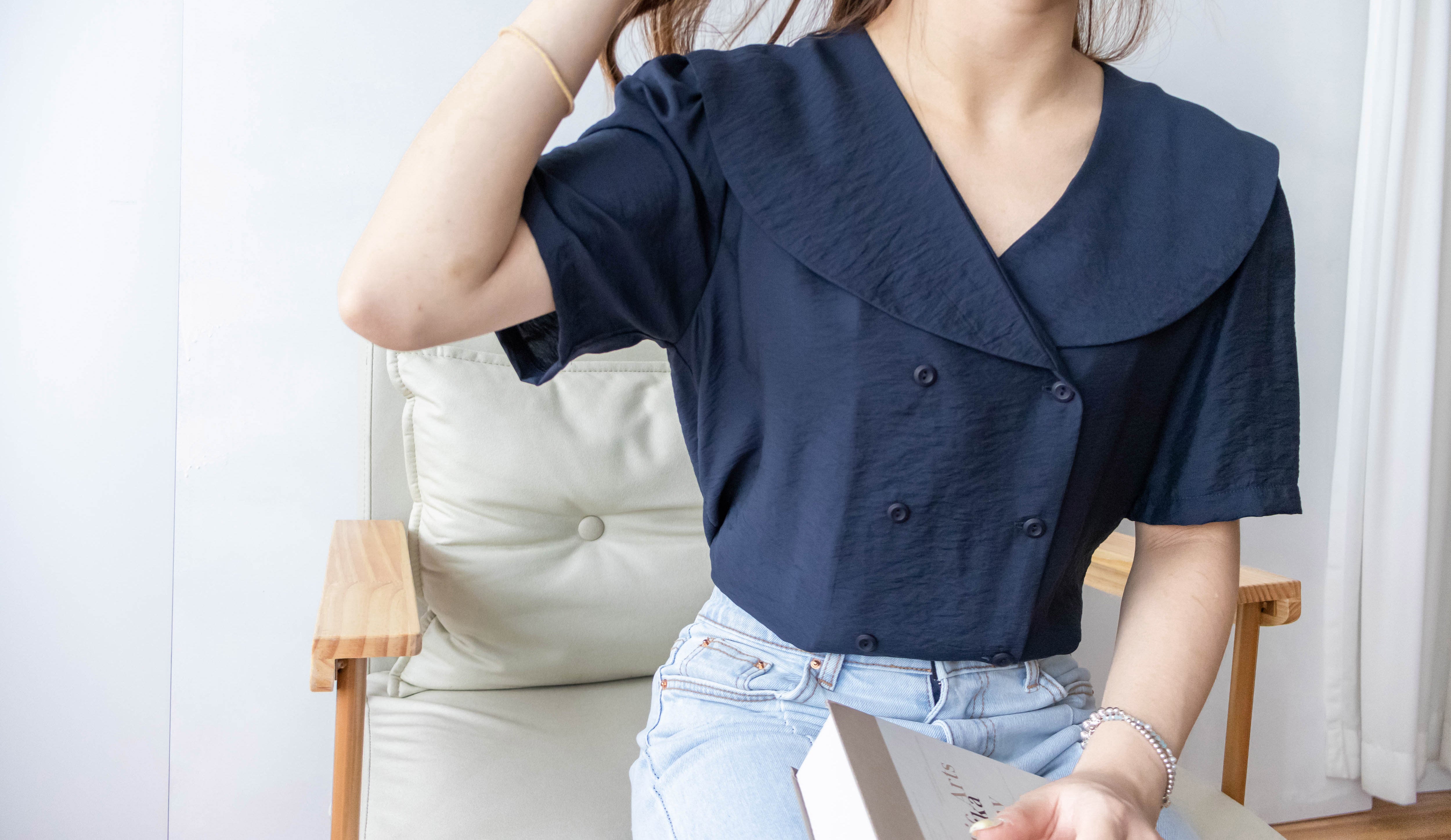 [ BEST ✈️ LIMITED RESTOCK!]  Navy 深藍雙排鈕扣紋理翻領口上衣, Blouse/ BU8926