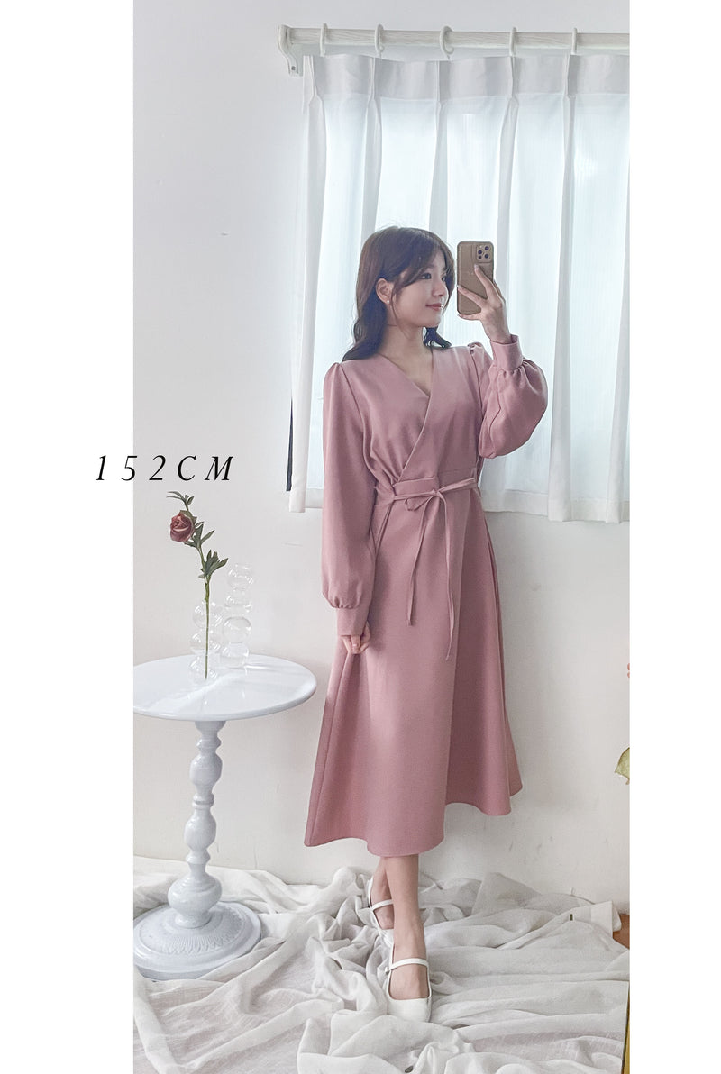 [限量現貨回歸]  Only Alice Dress 疊領日常優雅顯瘦弧腰線修腰連身裙/ DS9704