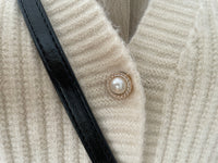 Pearl V Vest, Cardigan 珍珠鈕扣混閃線針織V領背心/ KT8174 (Lightsteelblue sold out)