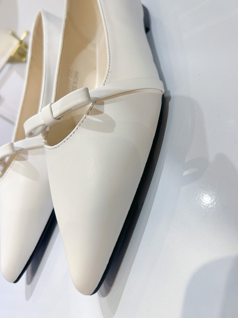 (不刮腳足碼款～) White point ribbon, flats/ SH8128 （所有鞋款需訂貨)