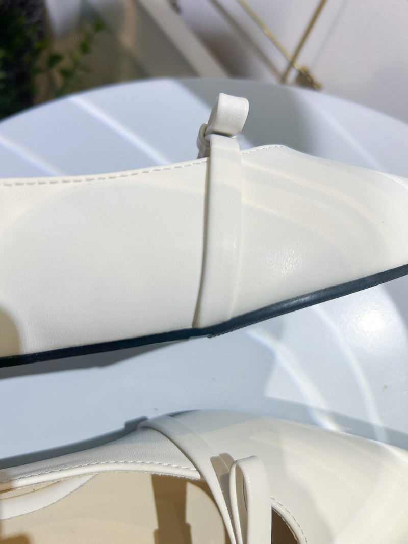 (不刮腳足碼款～) White point ribbon, flats/ SH8128 （所有鞋款需訂貨)