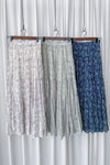 Floral Layers Skirt  輕柔漫舞碎花百褶長裙/ SK8900 (navy sold out)